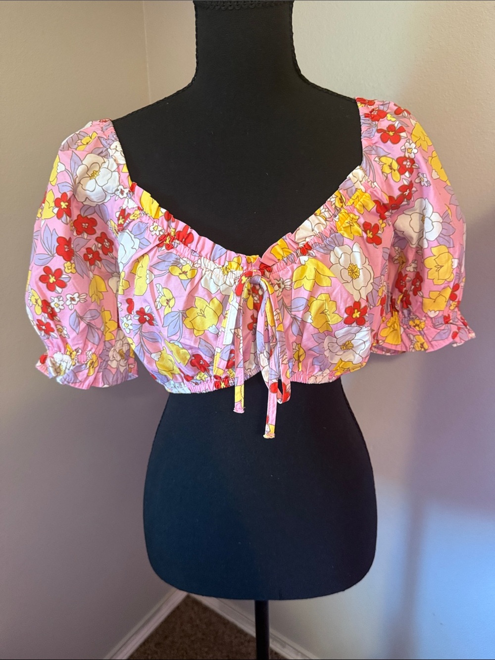 Vero Moda Taya floral cotton crop top